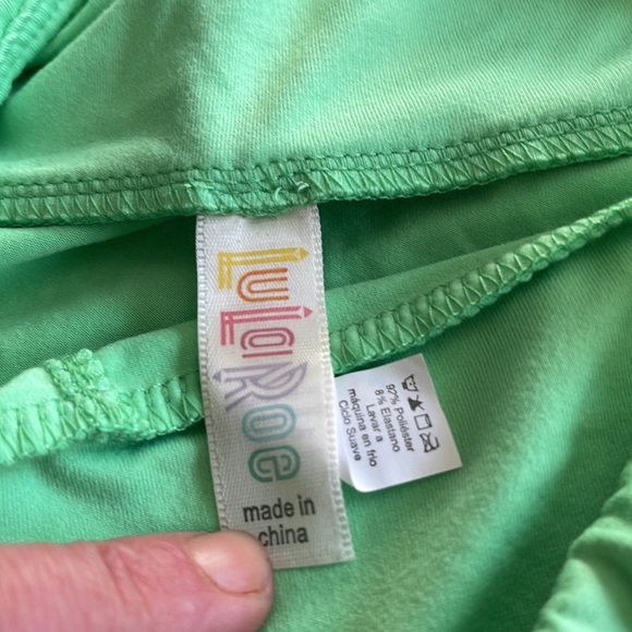 Lime green lularoe one size leggings - Picture 3 of 3
